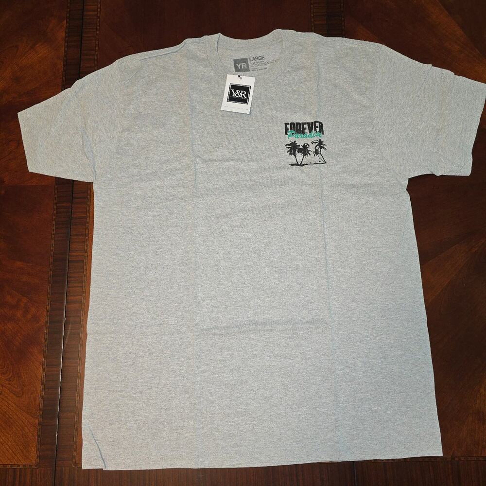 Y&R Forever Graphic T-Shirt Men's Large Gray NWT Young & Reckless NWT